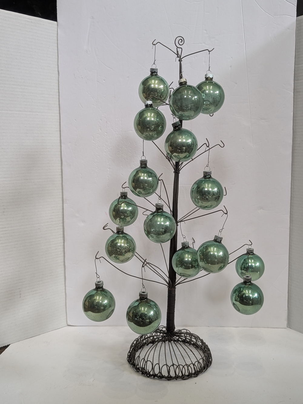 Vintage Shiny Brite Glass Christmas Tree Ornaments Green Holiday Home Decor